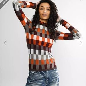 Boho Gilded Intent Buckle ribbed thumb hole top shirt